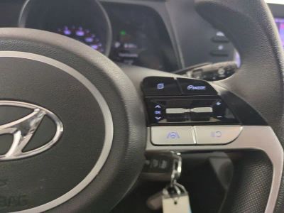 2022 Hyundai Elantra — photo 31 view