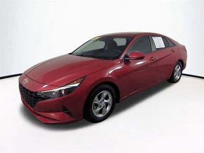 2022 Hyundai Elantra — photo 9 view