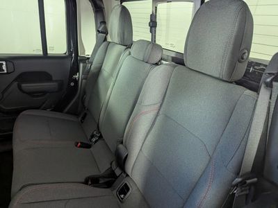 2026 Jeep Gladiator — photo 15 view