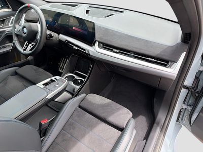 2025 BMW X2 - Photo 14