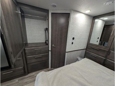 2025 Entegra Coach Vision SE - Photo 9