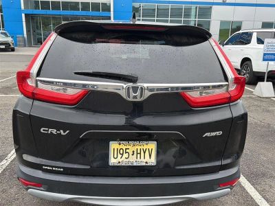 2017 Honda CR-V — rear three-quarter view
