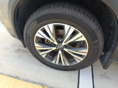 2023 Nissan Rogue — photo 10 view