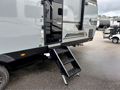 2026 VENTURE RV STRATUS - Photo 11