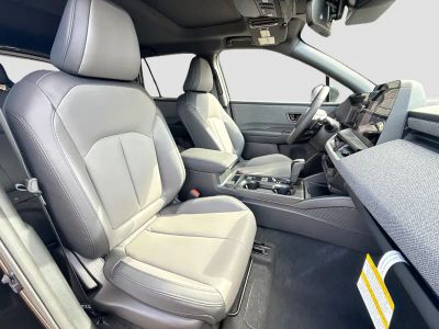 2026 Subaru Outback — photo 16 view