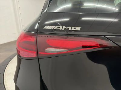 2026 Mercedes-Benz GLC - Photo 11