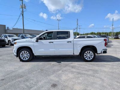 2022 Chevrolet Silverado 1500 LTD - Photo 2
