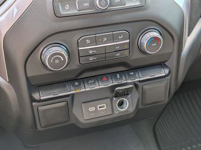 2022 Chevrolet Silverado 1500 LTD - Photo 15