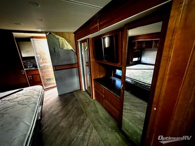 2017 Fleetwood Pace Arrow LXE - Photo 14