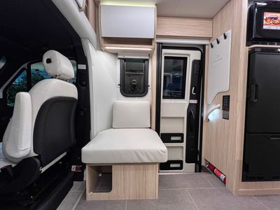 2026 Leisure Travel Vans UNITY - Photo 6