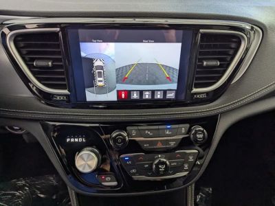 2026 Chrysler Pacifica — photo 24 view