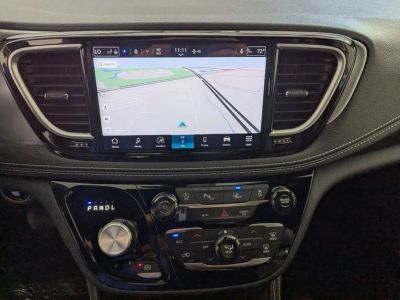 2026 Chrysler Pacifica — photo 25 view