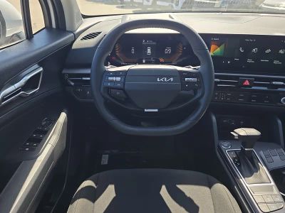 2026 Kia Sportage — photo 13 view