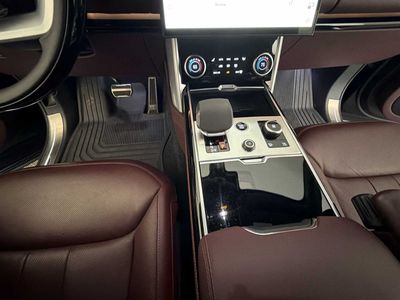 2023 Land Rover Range Rover - Photo 16