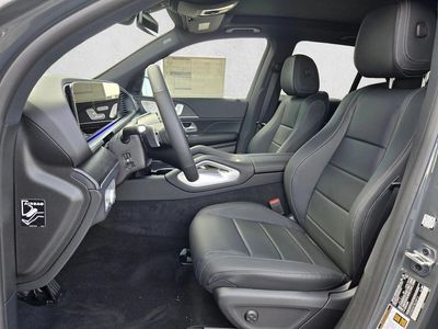 2026 Mercedes-Benz GLE 450 — side profile view