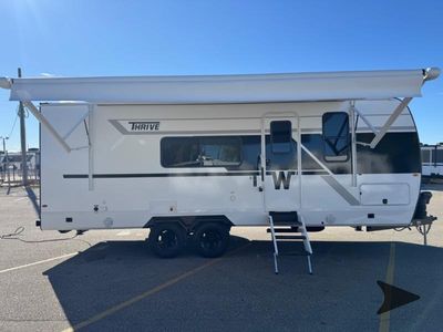 2026 Winnebago Thrive - Photo 13