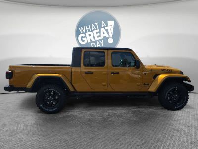2026 Jeep Gladiator — side profile view