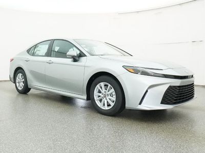 2026 Toyota Camry - Photo 18
