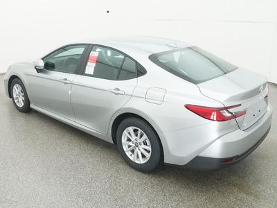 2026 Toyota Camry - Photo 35