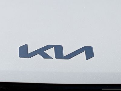 2026 Kia Carnival Hybrid - Photo 13