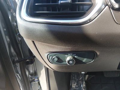 2024 Chevrolet Equinox — photo 13 view