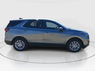 2024 Chevrolet Equinox — photo 8 view