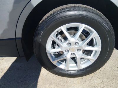 2024 Chevrolet Equinox — photo 10 view