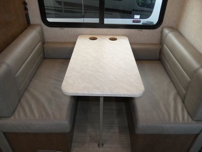 2020 Winnebago Vita - Photo 14