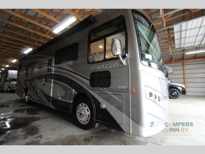 2022 Thor Motor Coach Palazzo - Photo 2