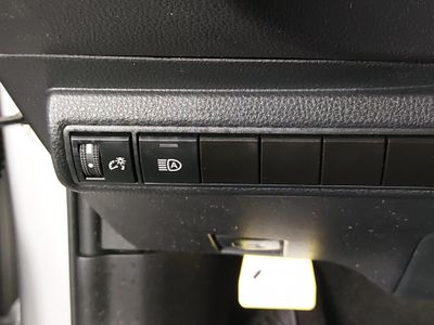 2024 Toyota Corolla — photo 13 view