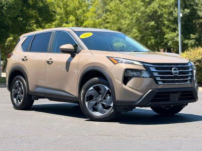 2025 Nissan Rogue — side profile view