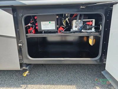 2025 Holiday Rambler REV — photo 10 view