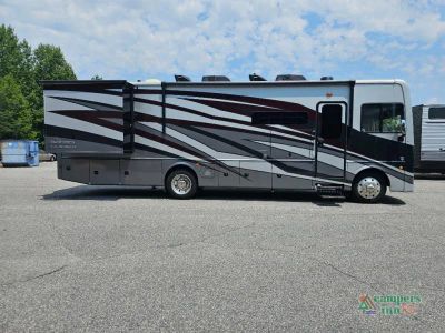 2025 Holiday Rambler REV — side profile view
