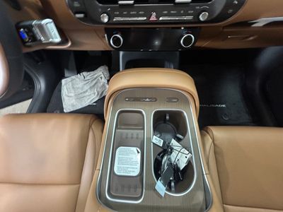 2026 Hyundai Palisade Hybrid — photo 13 view
