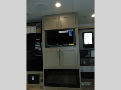 2026 Forest River RV Rockwood Ultra Lite - Photo 17