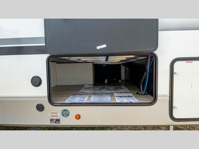 2025 Forest River RV Cherokee Arctic Wolf - Photo 10