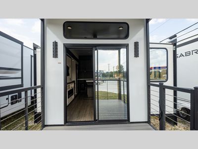 2025 Forest River RV Cherokee Arctic Wolf - Photo 36