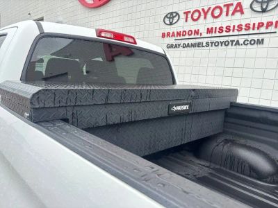 2017 Toyota Tundra - Photo 32
