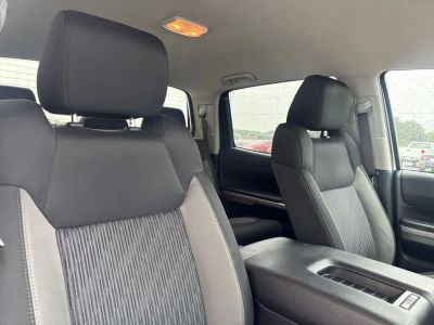 2017 Toyota Tundra - Photo 17