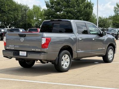 2019 Nissan Titan - Photo 4
