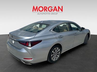 2023 Lexus ES - Photo 8