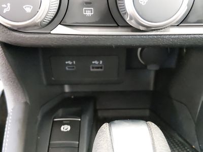 2024 Nissan Kicks - Photo 17