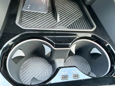 2027 BMW 5 Series — photo 31 view