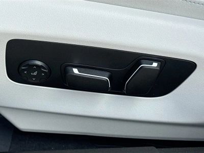 2027 BMW 5 Series — photo 25 view
