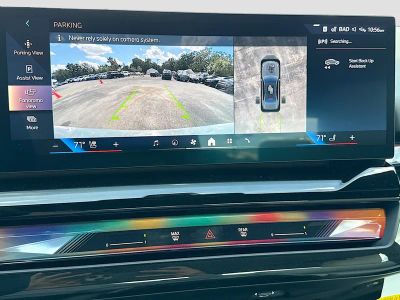 2027 BMW 5 Series — photo 34 view
