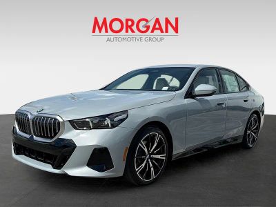 2027 BMW 5 Series — photo 7 view