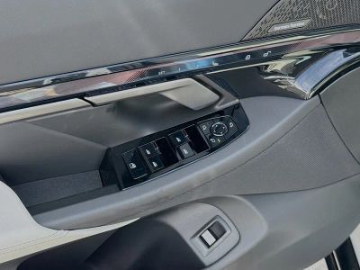 2027 BMW 5 Series — photo 23 view