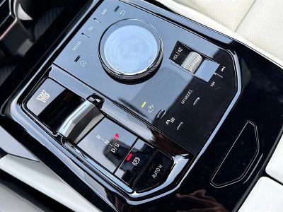 2027 BMW 5 Series — photo 29 view