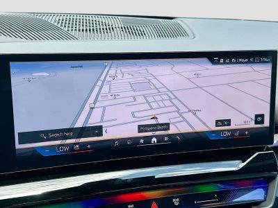 2027 BMW 5 Series — photo 10 view
