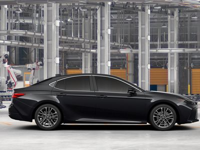 2026 Toyota Camry - Photo 14